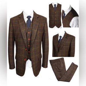Classic Brown Plaid Wool Men’s 3pc Suit.